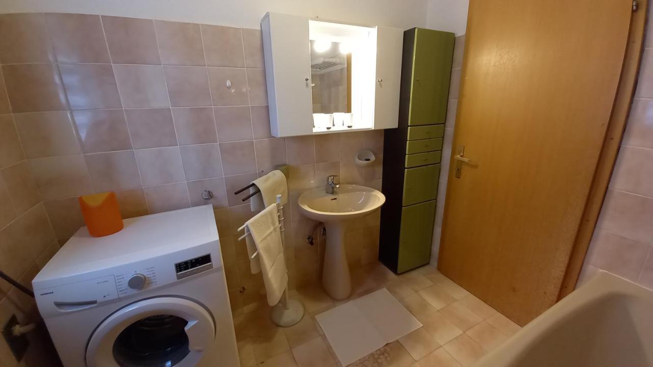 Apartment Slavica Kornić Exterior foto